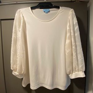 Cece cream top